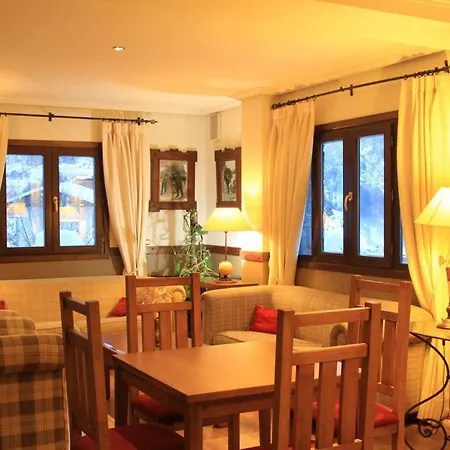 Aparthotel Sarrato Sallent de Gállego