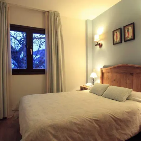 Sarrato Aparthotel 3*