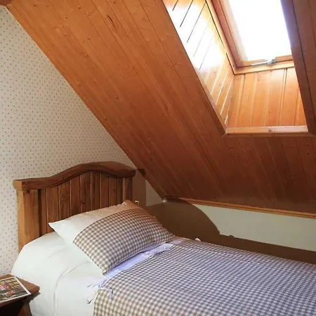 Sarrato Aparthotel 3*