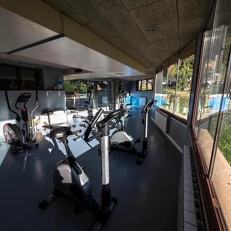 Aparthotel Sarrato 3*